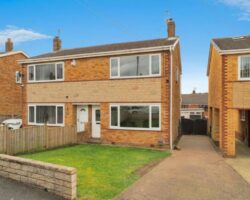 Scawthorpe Close, Pontefract, West Yorkshire, WF8