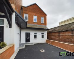 Mill Hill Road, Pontefract, West Yorkshire, WF8