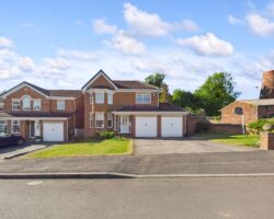 Dandy Mill View, Pontefract, West Yorkshire, WF8