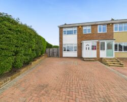 Walnut Drive, Pontefract, West Yorkshire, WF8