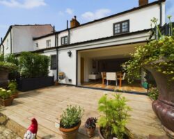 6 Cow Lane, Womersley, Doncaster