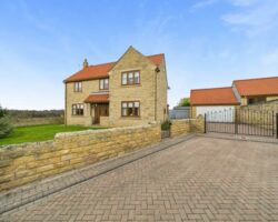 7 White Hart Fold, North Elmsall, Pontefract