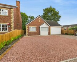 2 The Chestnuts,  Pontefract