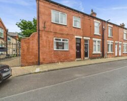 3 Smawthorne Avenue,  Castleford