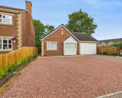 The Chestnuts, Pontefract, West Yorkshire, WF8