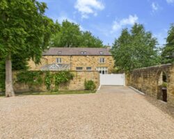 Aberford Road, Oulton, Leeds, West Yorkshire, LS26