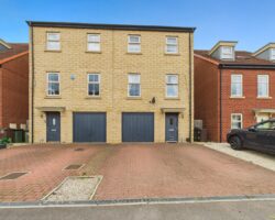 Seals Drive, Ackworth, Pontefract, West Yorkshire, WF7